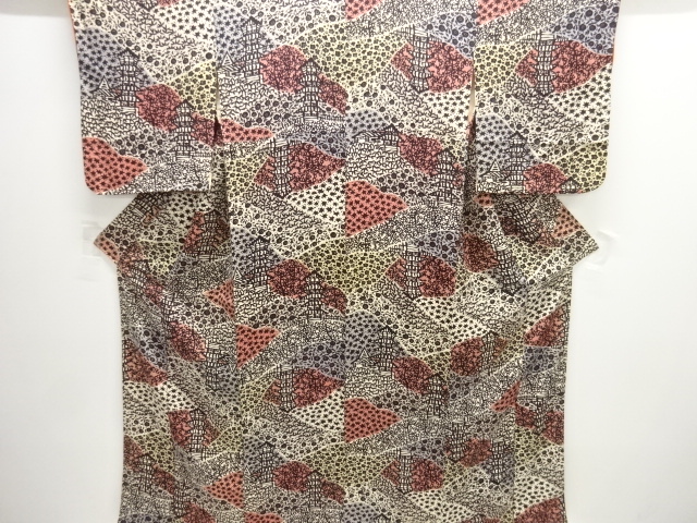 大正ロマン　錦紗草花に塔模様着物